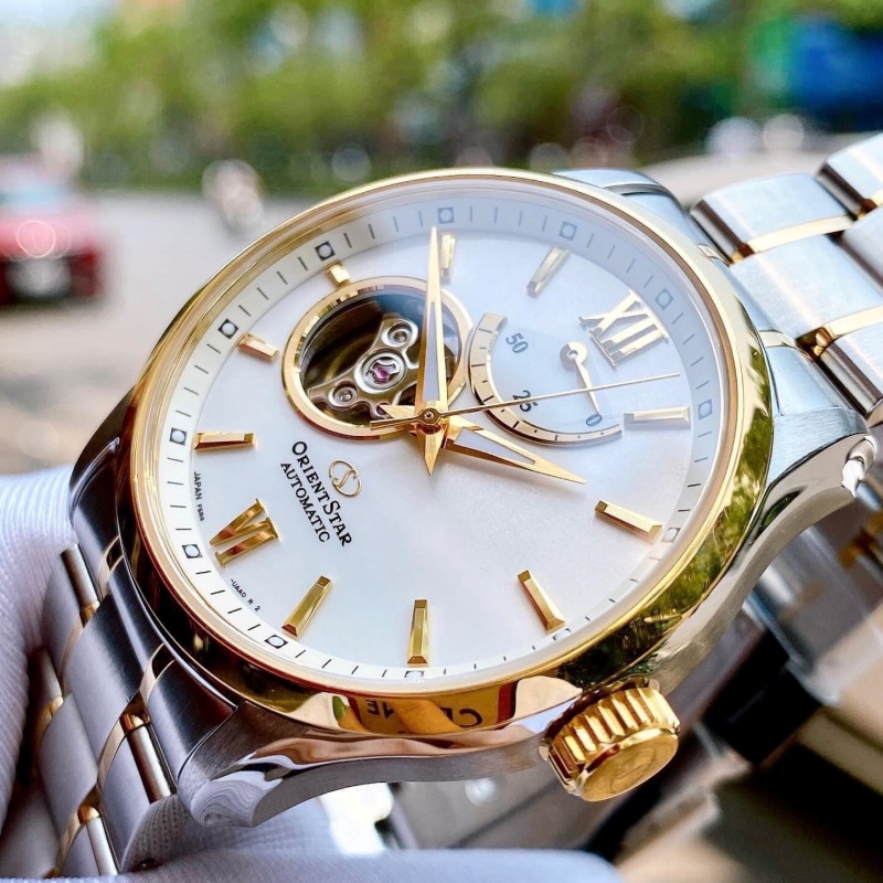 Núm vặn đồng hồ