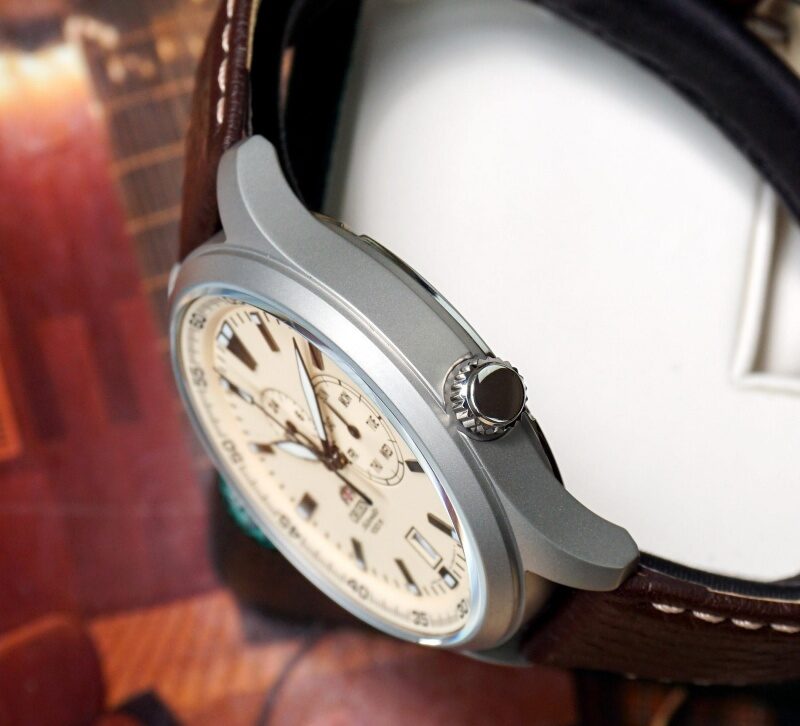 Núm vặn đồng hồ 