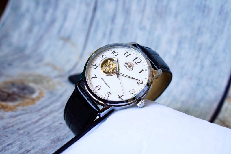 Orient RA-AG0010S10B